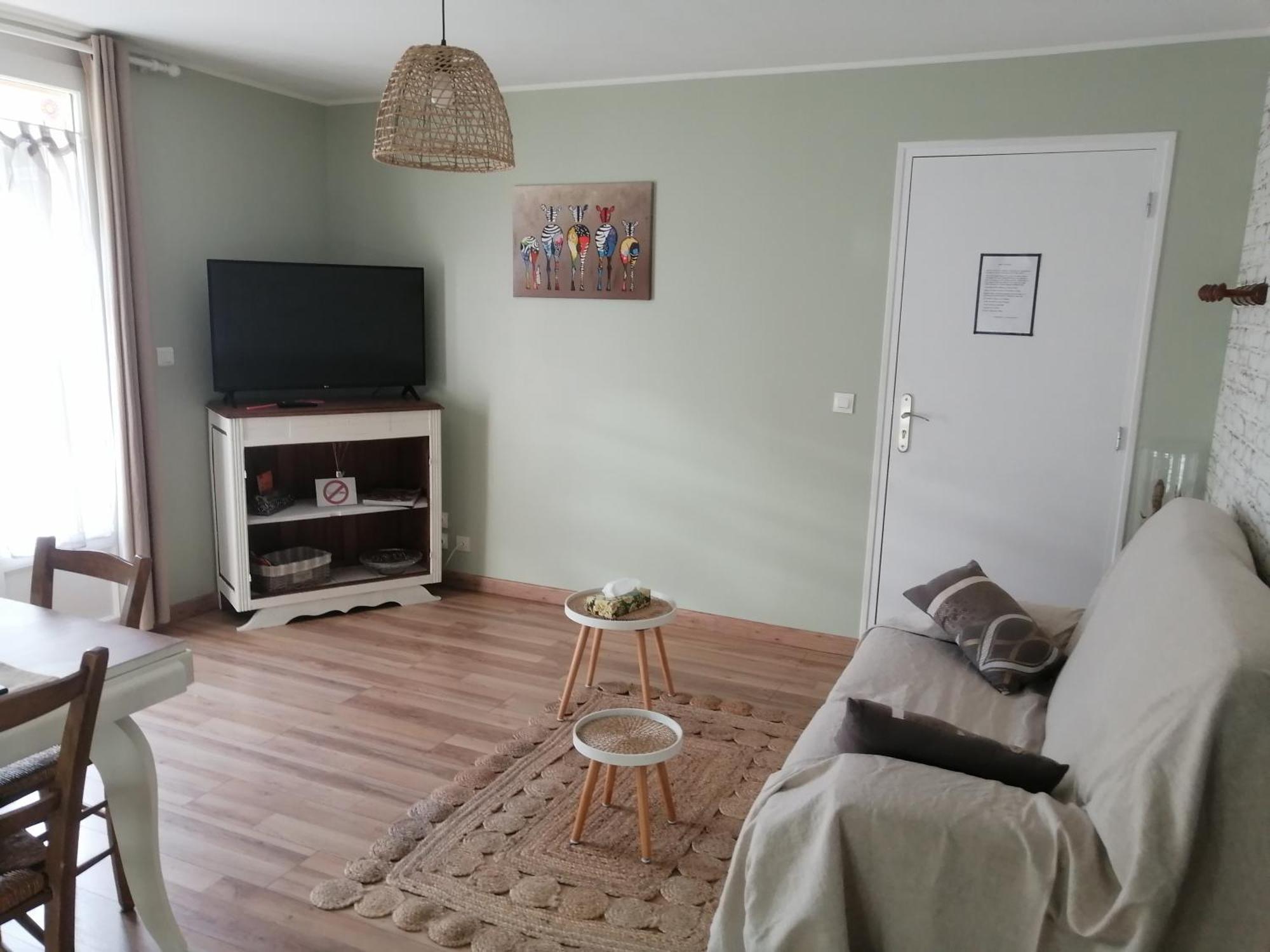 La Maison De 6Fran Appartement 2 Chaleureux Et Calme Ambiance Familiale Valros Buitenkant foto